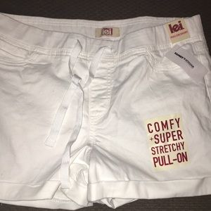 white “jean” shorts